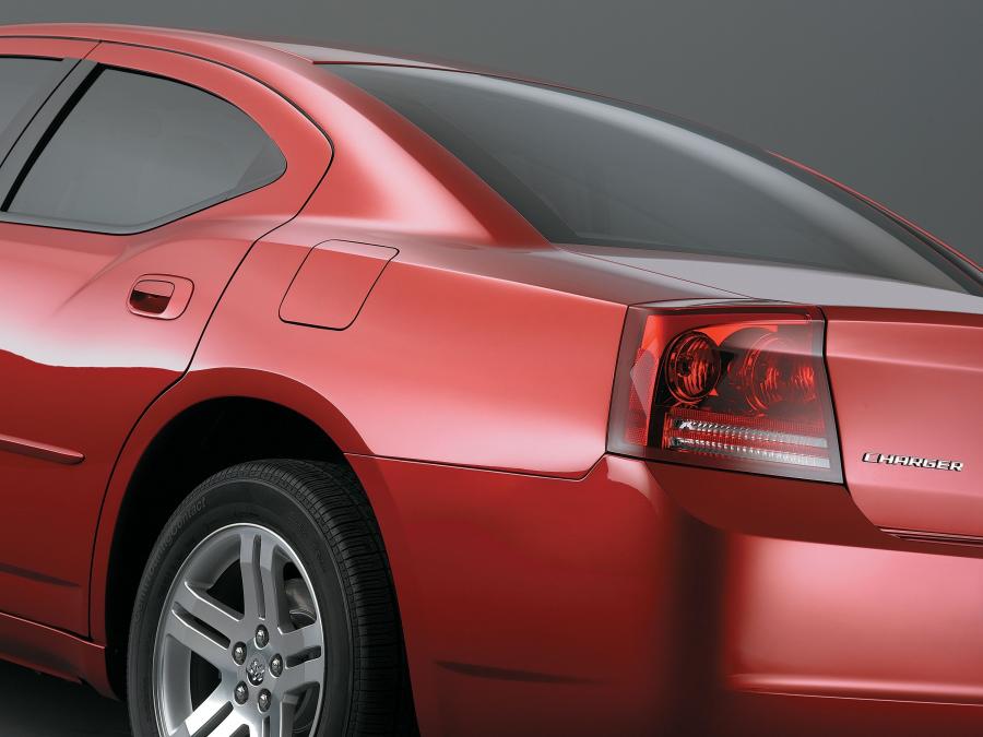  Dodge Charger R/T 2005 года  (фото 74 из 81)